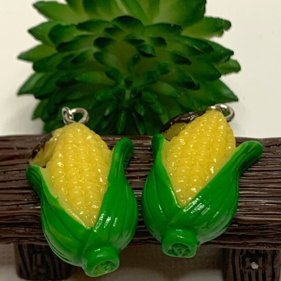 Corn Earring, Funny Food Earring, Gift Idea, Picnic Jewelry, Silly Earring, Corn - Picture 1 of 6
